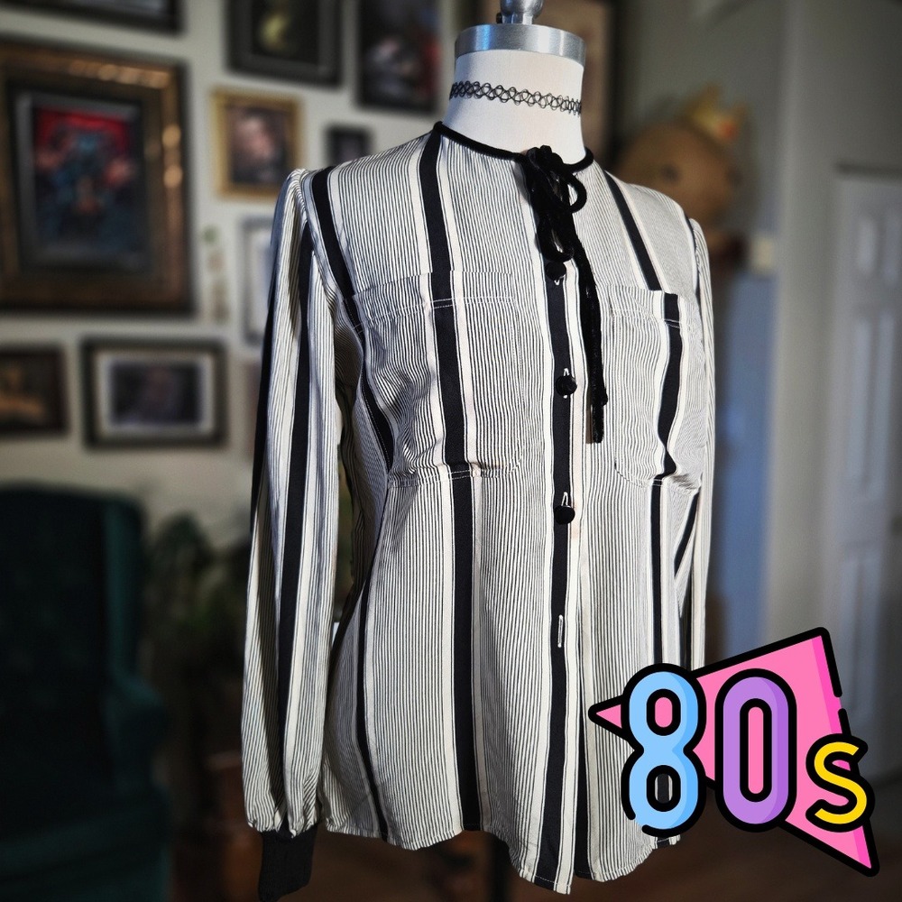 Vintage 80s Valentino Miss‎ V Striped Button Up Shirt Classic Style Neck Blouse